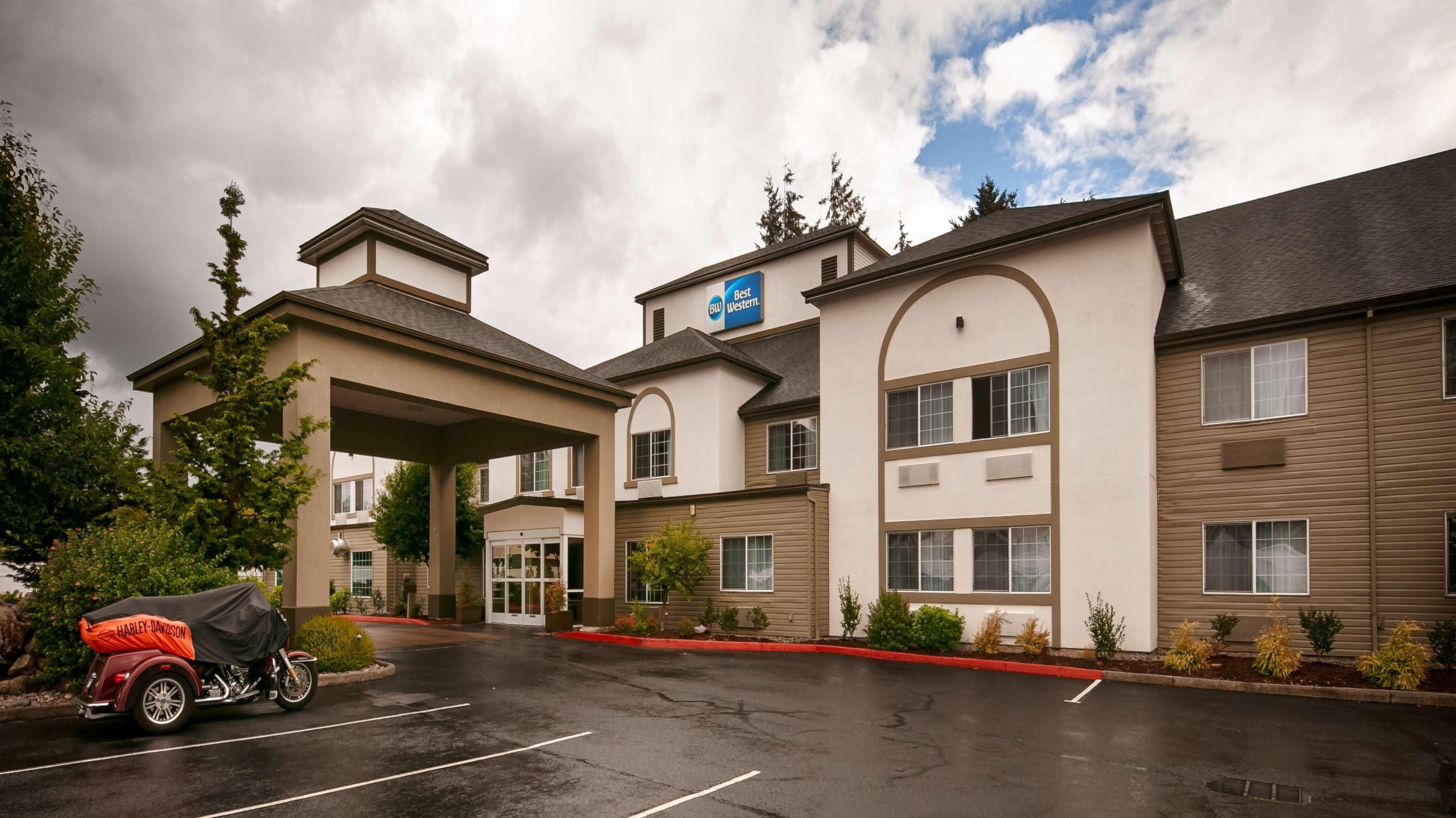 Best Western Woodland Inn מראה חיצוני תמונה