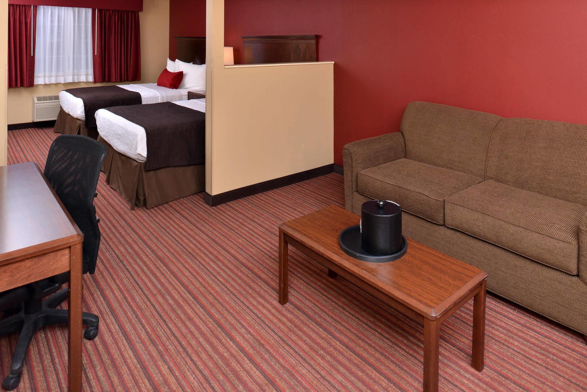Best Western Woodland Inn מראה חיצוני תמונה