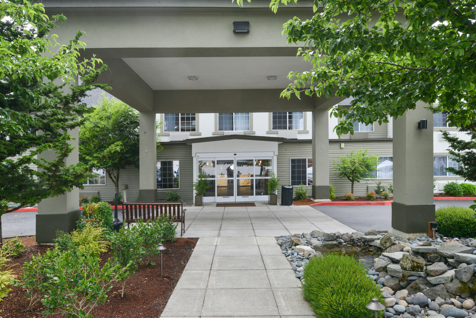 Best Western Woodland Inn מראה חיצוני תמונה